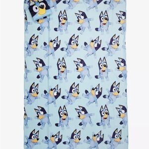 Bluey Allover Print Dancing Bluey Throw Blanket & Pillow NEW